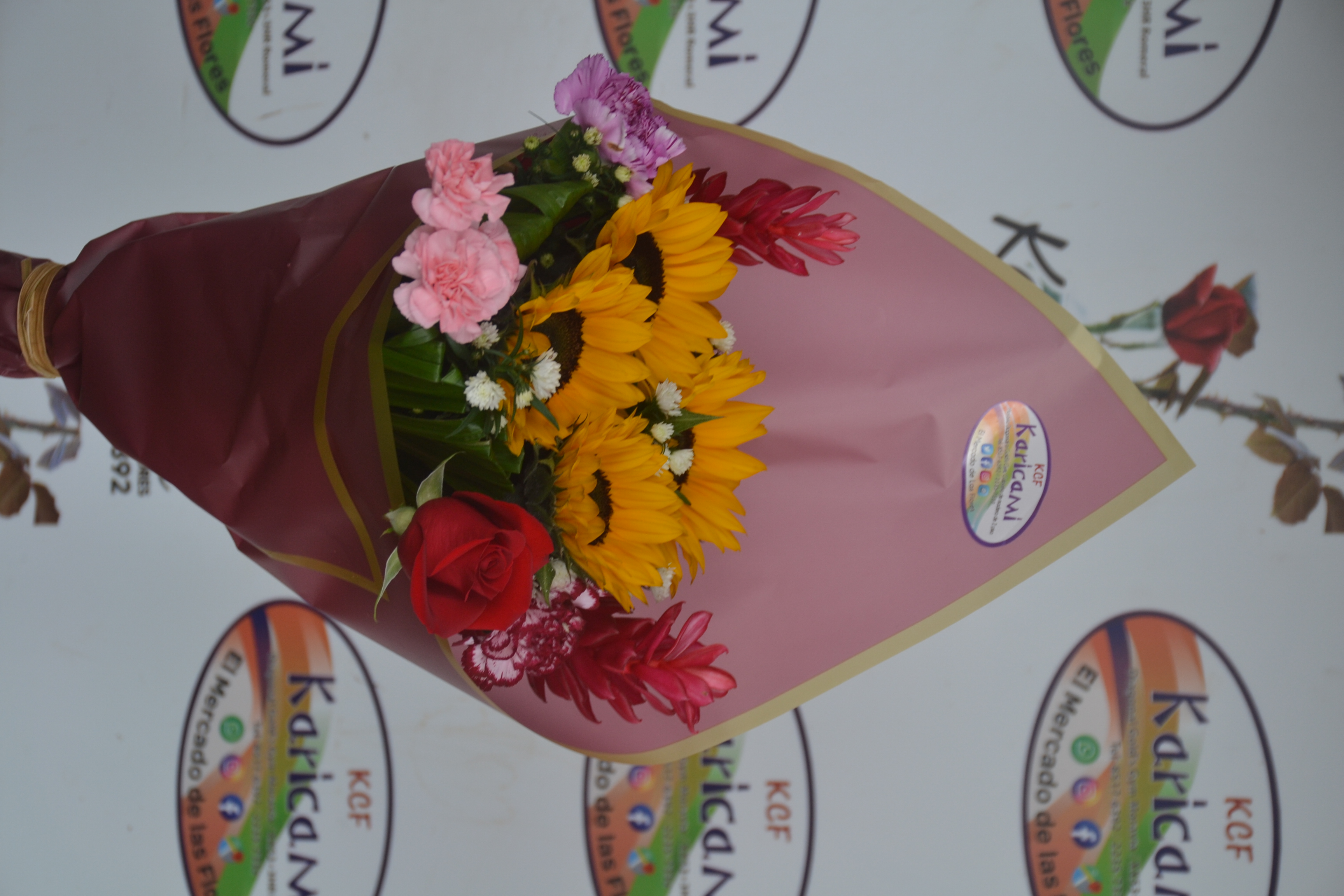 Ramo de Girasoles - Arreglo floral disponible en Karicami